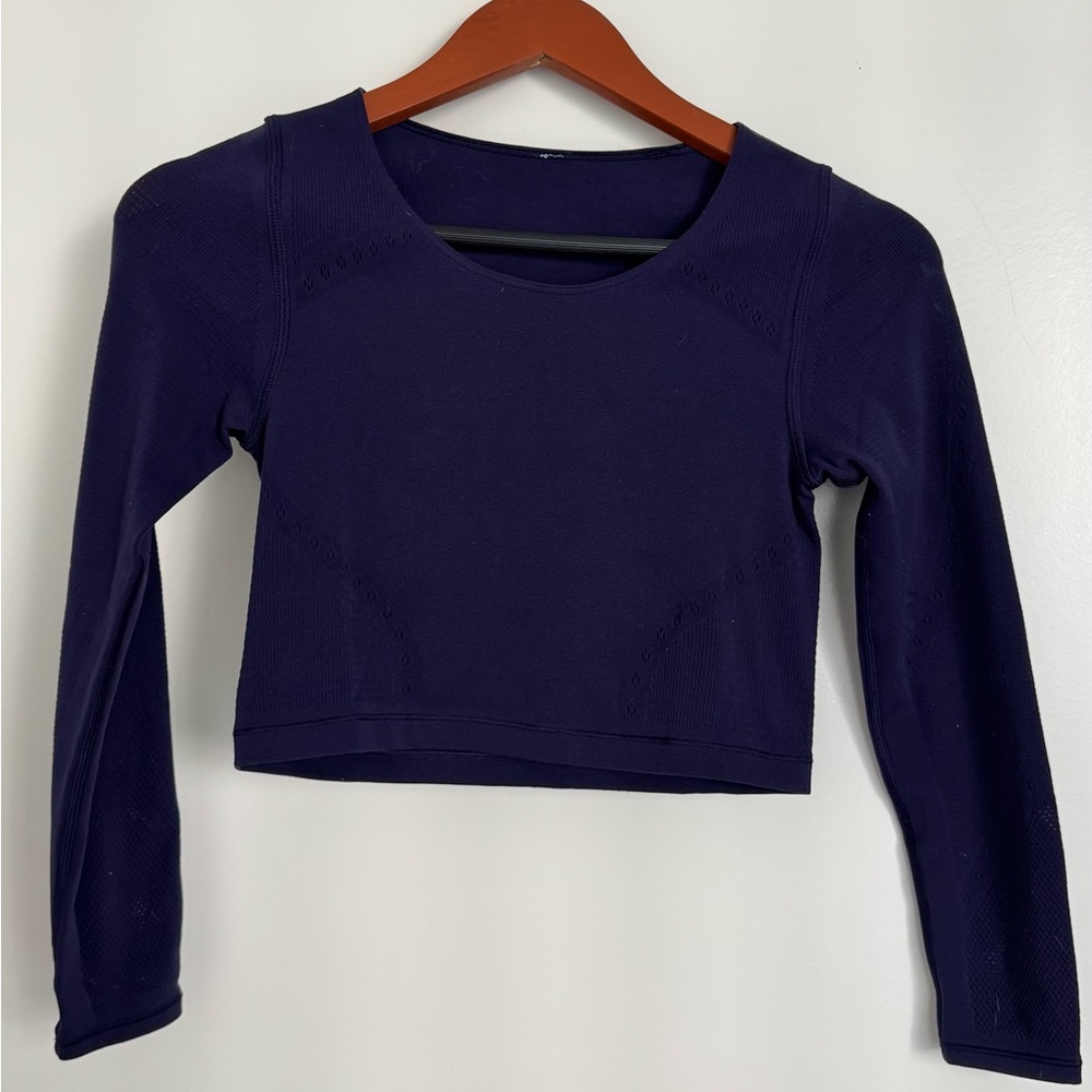 Lululemon Reveal Long Sleeve Crop Top *Posy
In Aeon